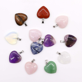 12x Pendentifs cœurs en pierre précieuse (12 assortis) 20x6mm